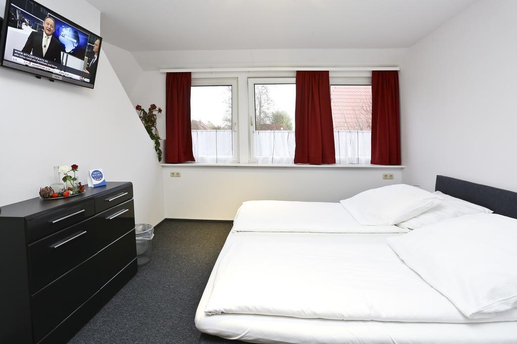 Landhotel Zur Linde Verden an der Aller Esterno foto